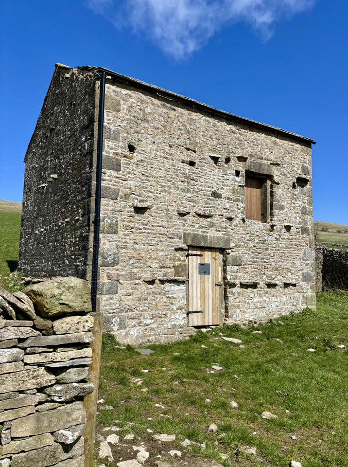 670313518 1398154555673160 610