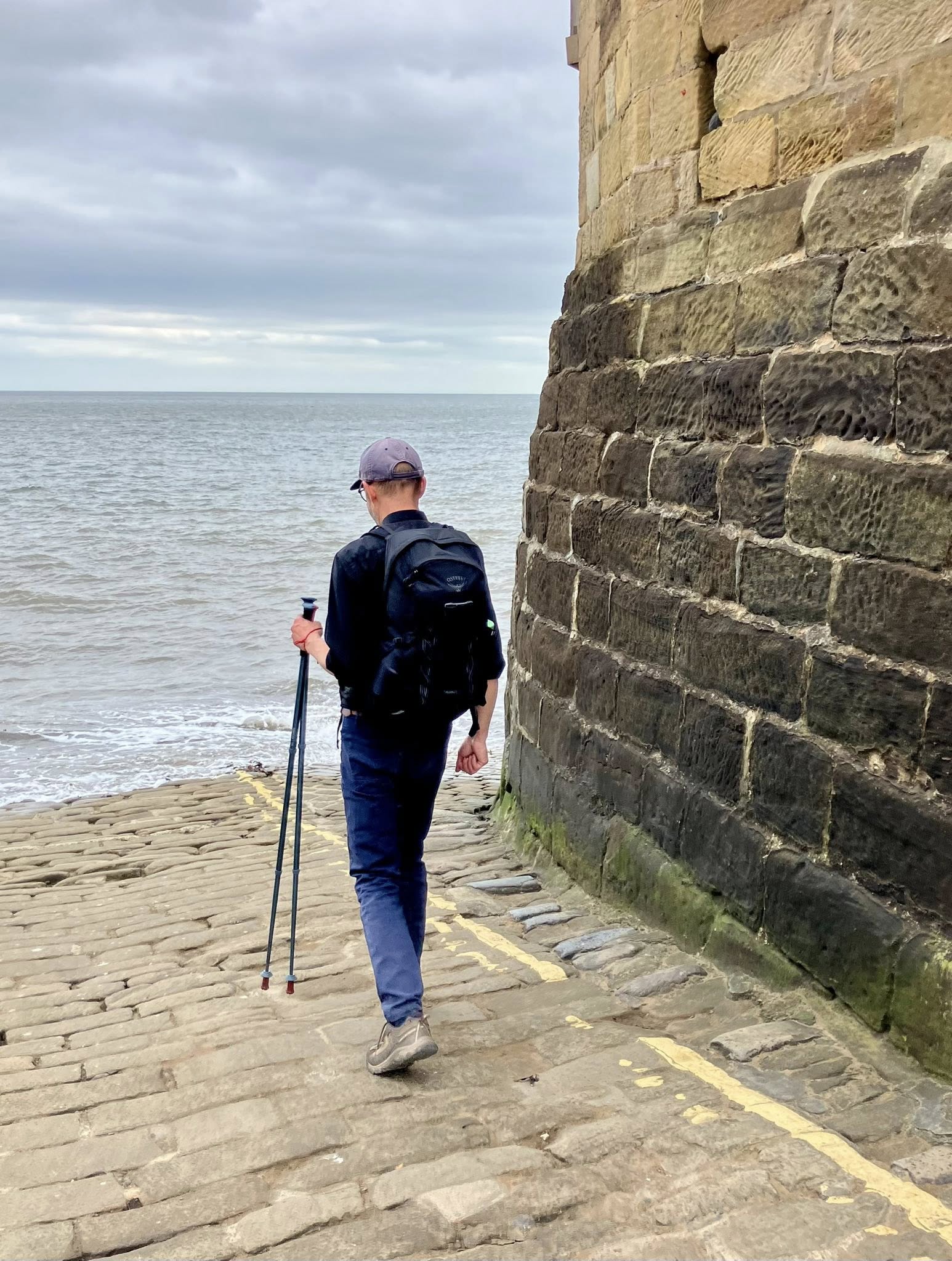 671373445 1403297591825523 631